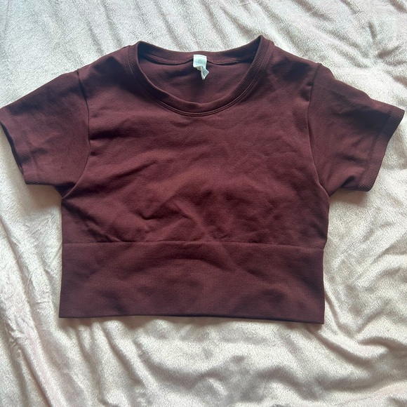 Aerie Offline crop top size xs. Worn once - Picture 1 of 2